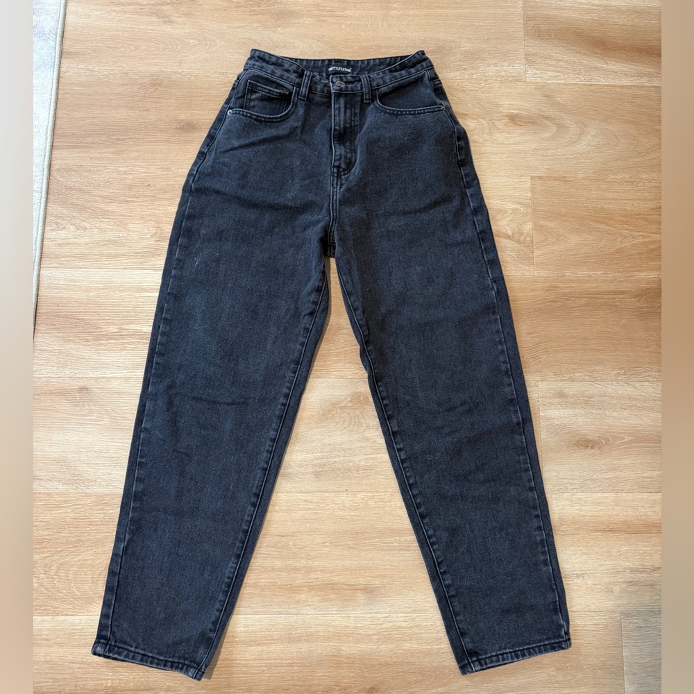 Pretty Little Thing Black High-Waisted Jeans